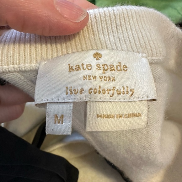 Kate Spade sequins cream sweater with black bow size medium - Picture 11 of 11